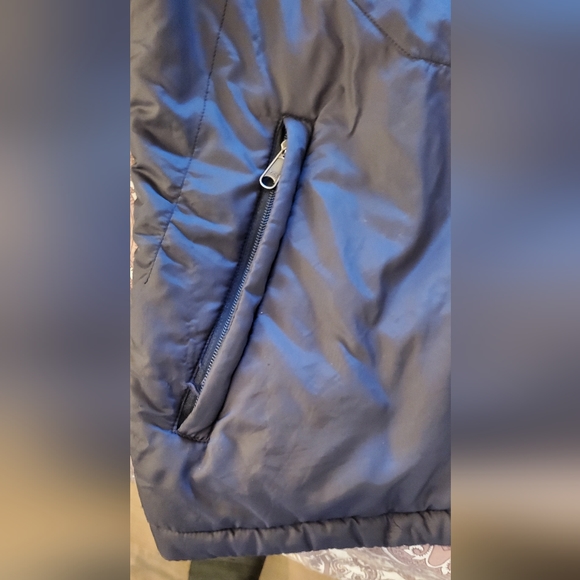 The North Face jacket size L - Picture 7 of 9